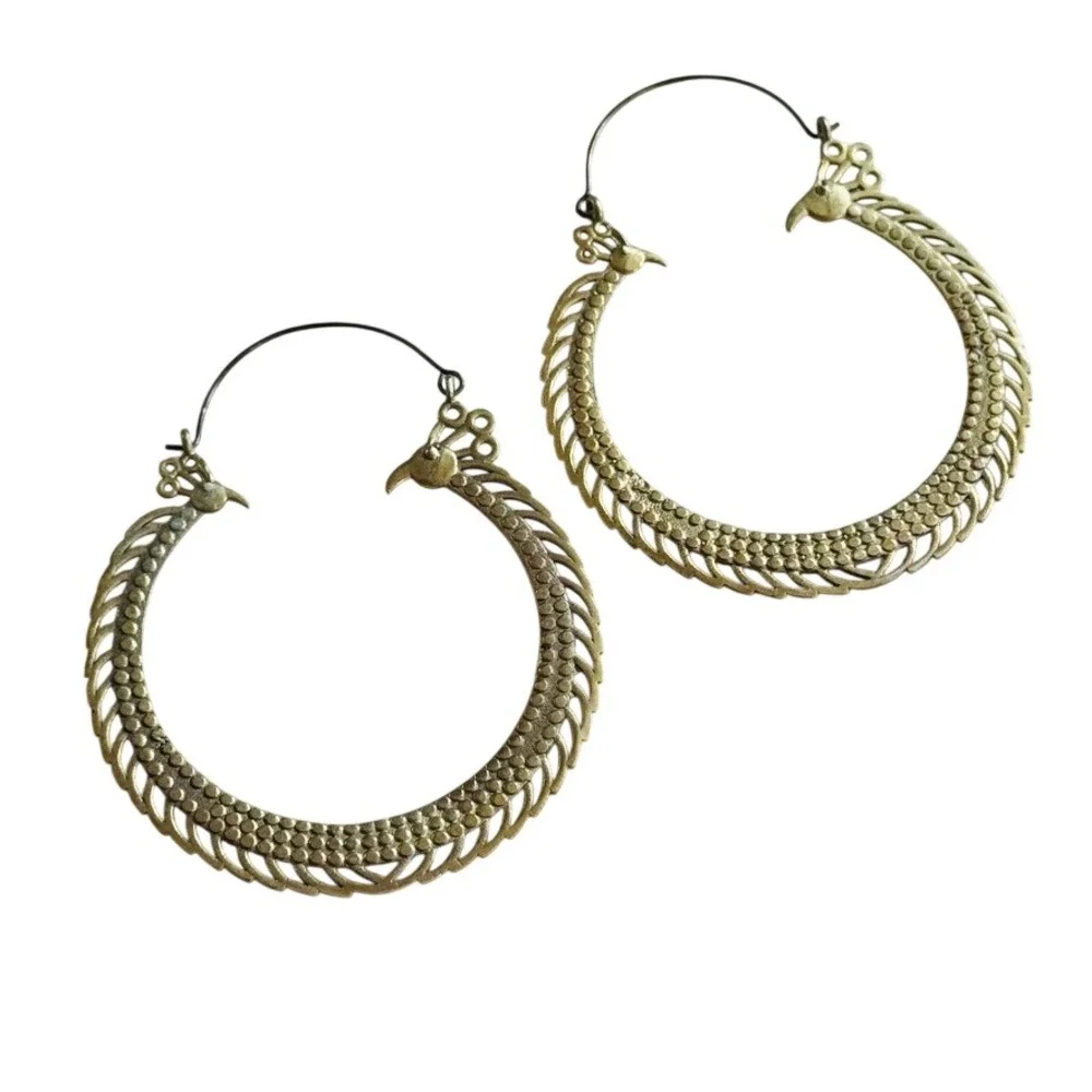 VTG Chunky Ethnic Peacock‎ Hoop Massive Earrings Brass Woven Pierced dangle Boho
